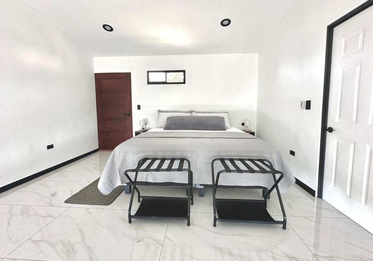 Black & White Apartments Monteverde 외부 사진