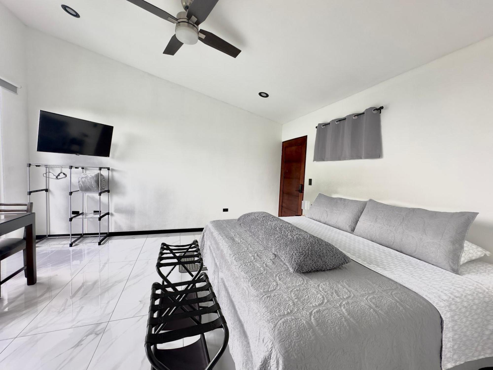 Black & White Apartments Monteverde 외부 사진