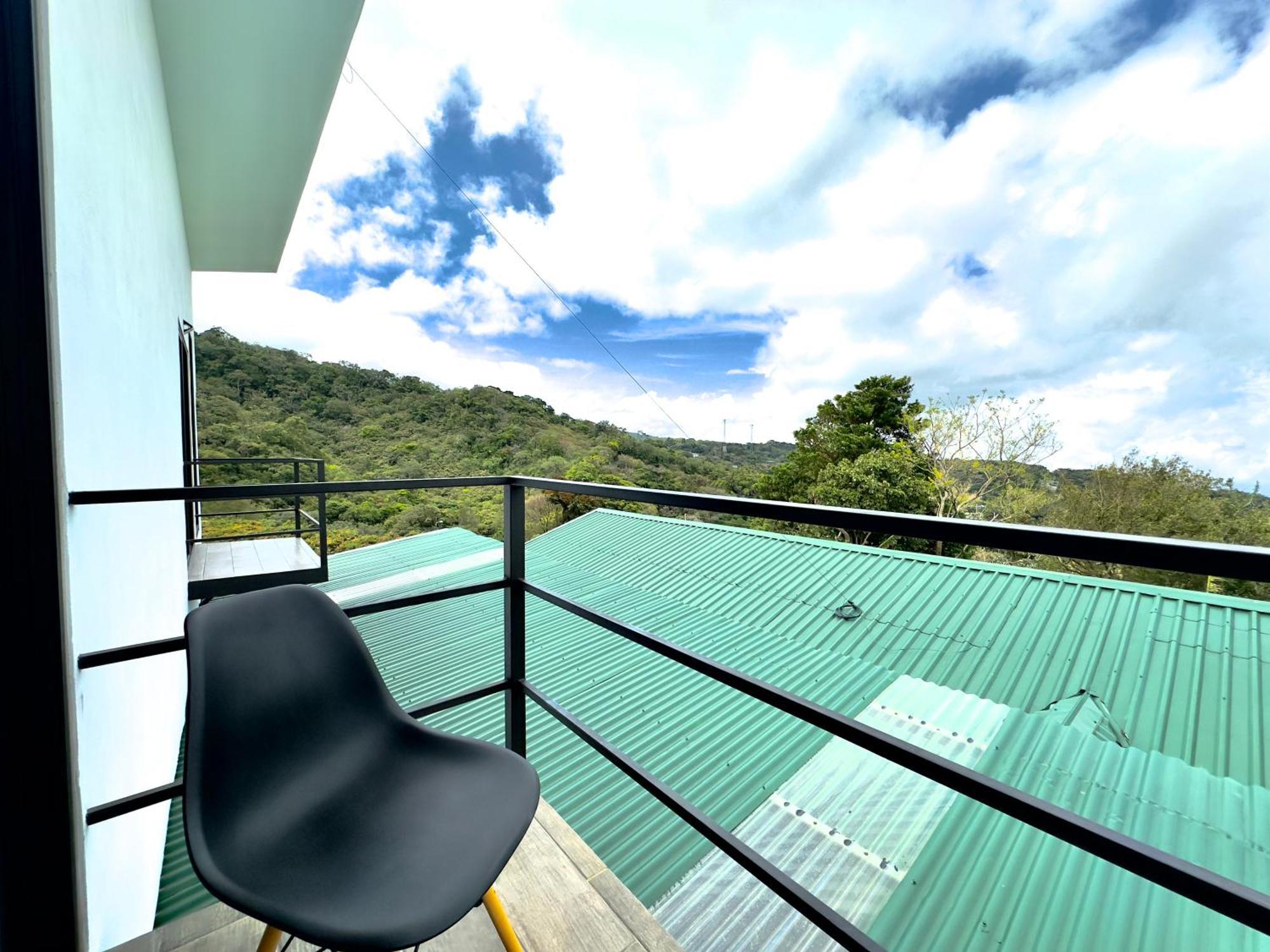 Black & White Apartments Monteverde 외부 사진